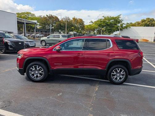 Volcanic Red Tintcoat 2023 GMC Acadia FWD SLT