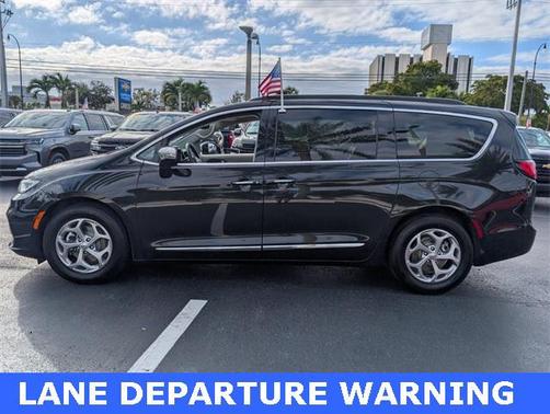 2023 Chrysler Pacifica Limited