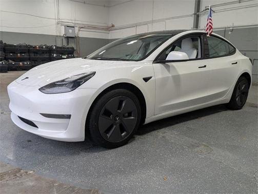 2023 Tesla Model 3 Standard Range