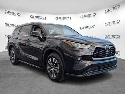 2020 Toyota Highlander XLE
