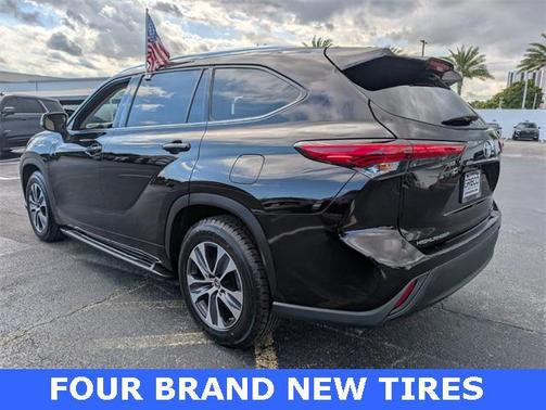 2020 Toyota Highlander XLE