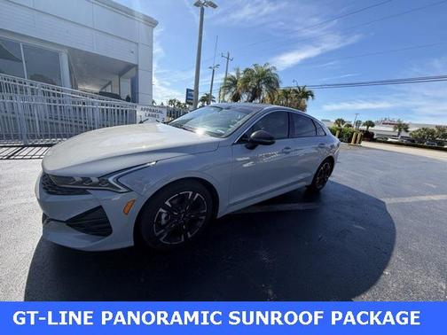 2023 Kia K5 GT-Line