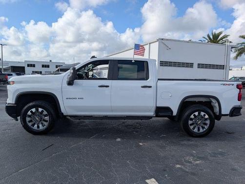 2024 Chevrolet Silverado 2500 Custom