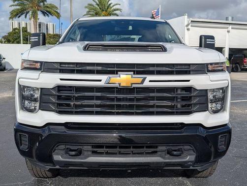 2024 Chevrolet Silverado 2500 Custom