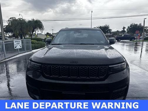 2023 Jeep Grand Cherokee L Summit Reserve