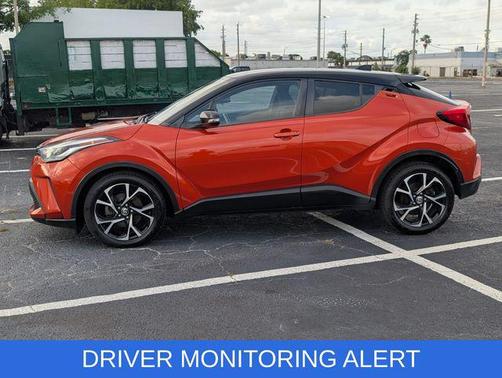Hot Lava w/Black Roof 2020 Toyota C-HR XLE