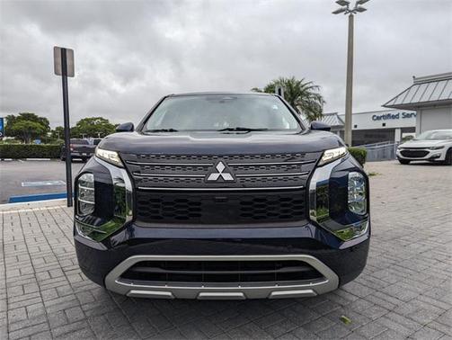 2022 Mitsubishi Outlander SE 2.5 2WD