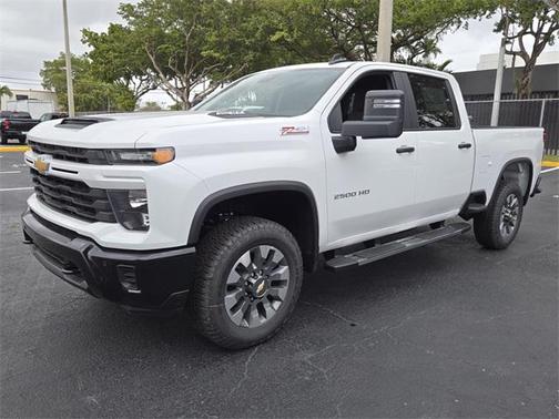 2025 Chevrolet Silverado 2500 Custom