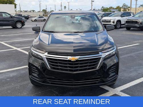 Mosaic Black Metallic 2023 Chevrolet Equinox LS
