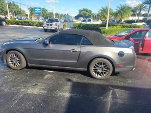 2014 Ford Mustang V6 Premium