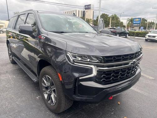 2022 Chevrolet Suburban 4WD Z71