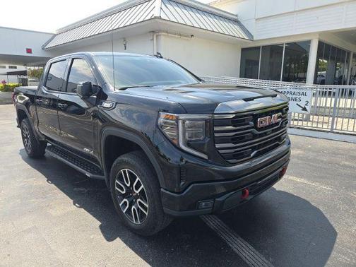 Onyx Black 2023 GMC Sierra 1500 AT4