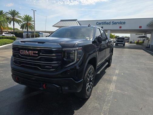 Onyx Black 2023 GMC Sierra 1500 AT4