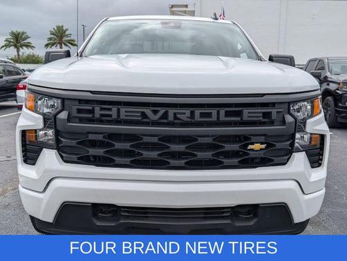 Summit White 2023 Chevrolet Silverado 1500 Custom