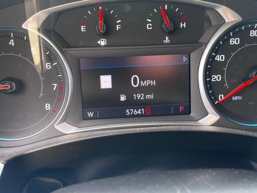 Mosaic Black Metallic 2021 Chevrolet Traverse RS