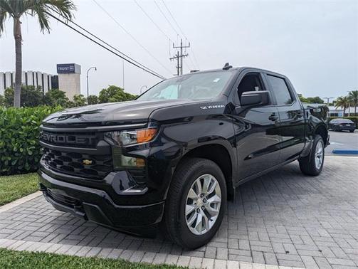 2023 Chevrolet Silverado 1500 Custom