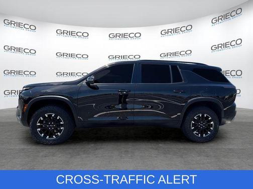Mosaic Black Metallic 2024 Chevrolet Traverse AWD Z71