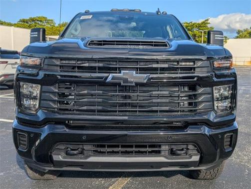 2026 Chevrolet Silverado 2500 Custom