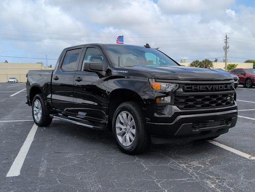 Black 2022 Chevrolet Silverado 1500 Custom