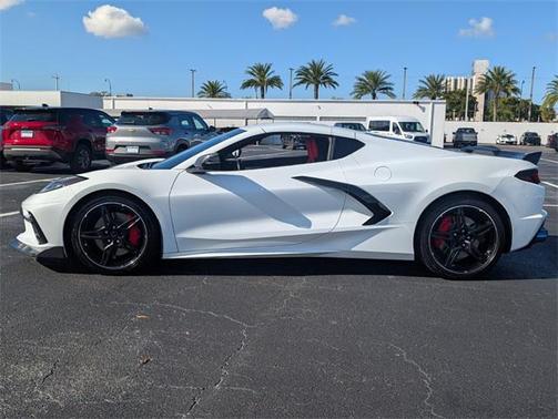 2021 Chevrolet Corvette Stingray w/2LT