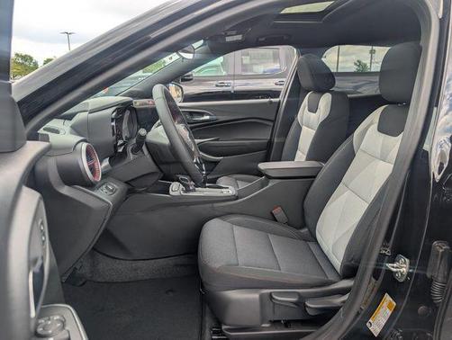 Mosaic Black Metallic 2026 Chevrolet Trax FWD 1RS