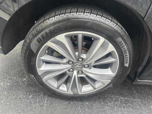 2017 Acura MDX 3.5L w/Technology Package