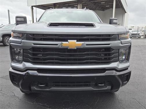 2025 Chevrolet Silverado 2500 Custom