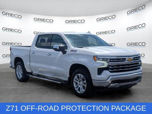 Iridescent Pearl Tricoat 2024 Chevrolet Silverado 1500 LTZ