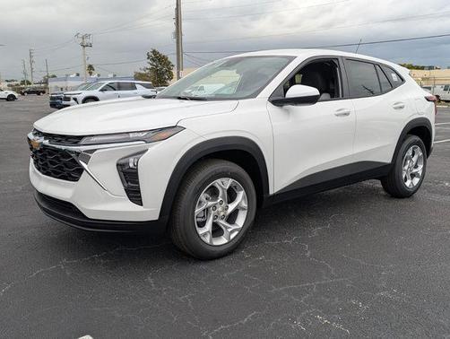 2026 Chevrolet Trax LS