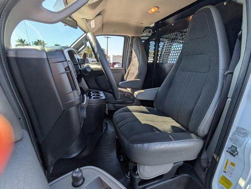 2024 GMC Savana 2500 Work Van