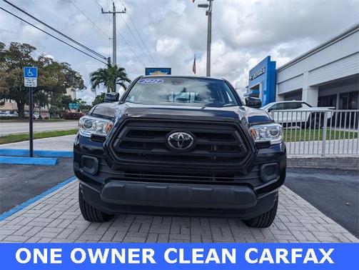 2022 Toyota Tacoma SR