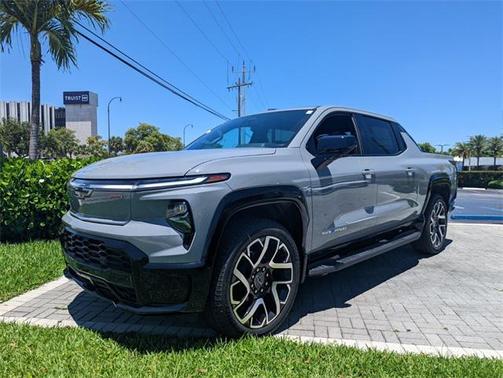 2025 Chevrolet Silverado EV RST