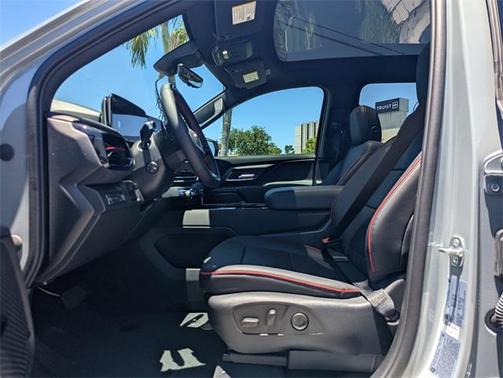 2025 Chevrolet Silverado EV RST