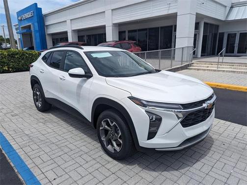 2025 Chevrolet Trax LT