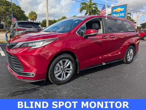 2024 Toyota Sienna Limited