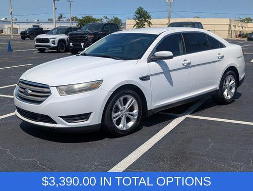 OXFORD WHITE 2015 Ford Taurus SEL