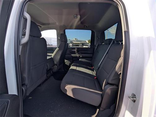 2026 Chevrolet Silverado 2500 Custom