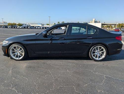 2017 BMW 540 540i