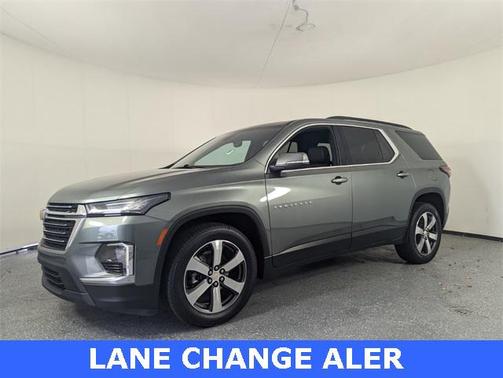 2022 Chevrolet Traverse LT Leather