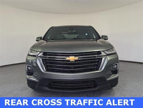 2022 Chevrolet Traverse LT Leather