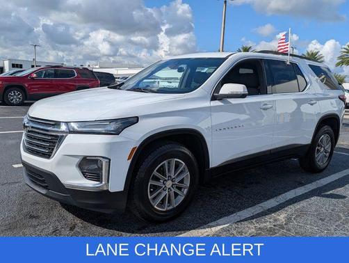 Summit White 2023 Chevrolet Traverse LT Cloth