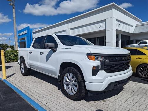 2022 Chevrolet Silverado 1500 Custom