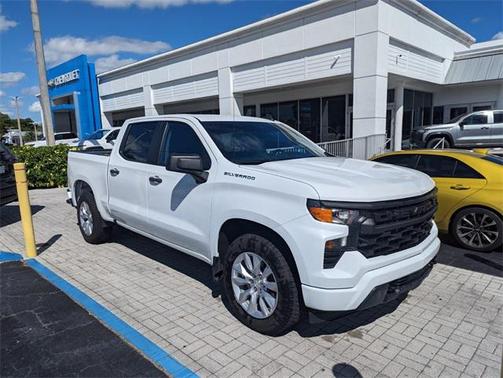2022 Chevrolet Silverado 1500 Custom