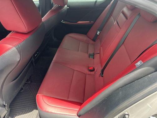 incognito 2025 Lexus IS 350 Base