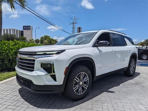 2025 Chevrolet Traverse LT