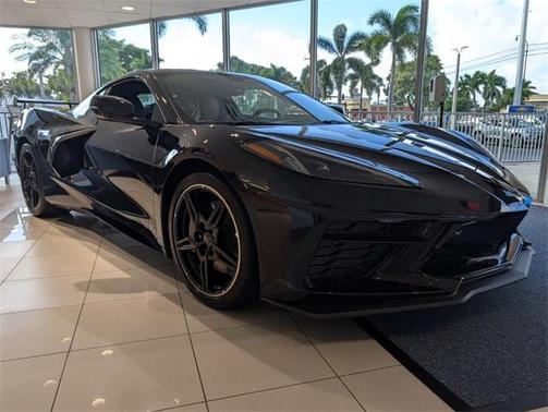 2025 Chevrolet Corvette Stingray w/2LT