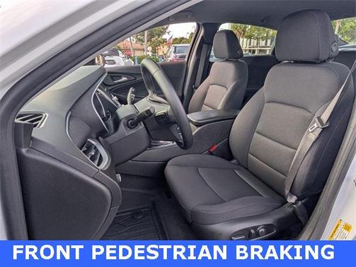 2024 Chevrolet Malibu FWD RS