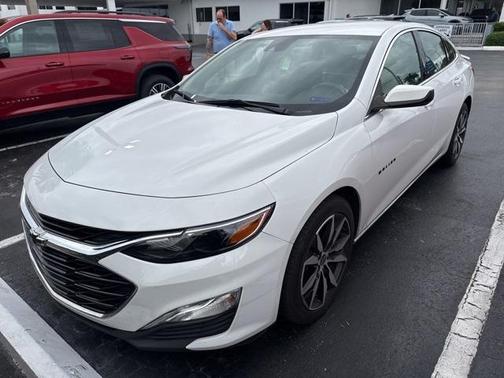 2024 Chevrolet Malibu FWD RS