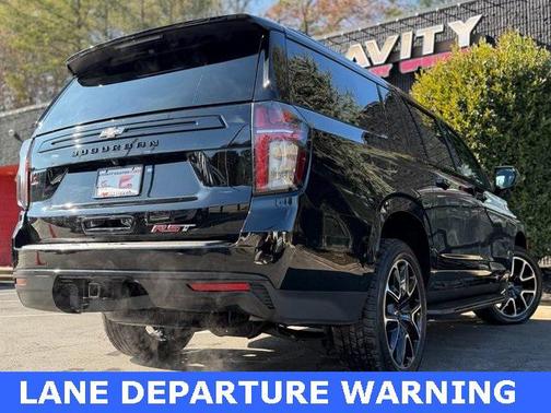 2023 Chevrolet Suburban RST