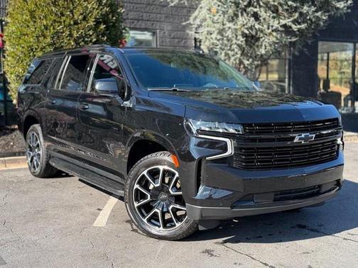 2023 Chevrolet Suburban RST